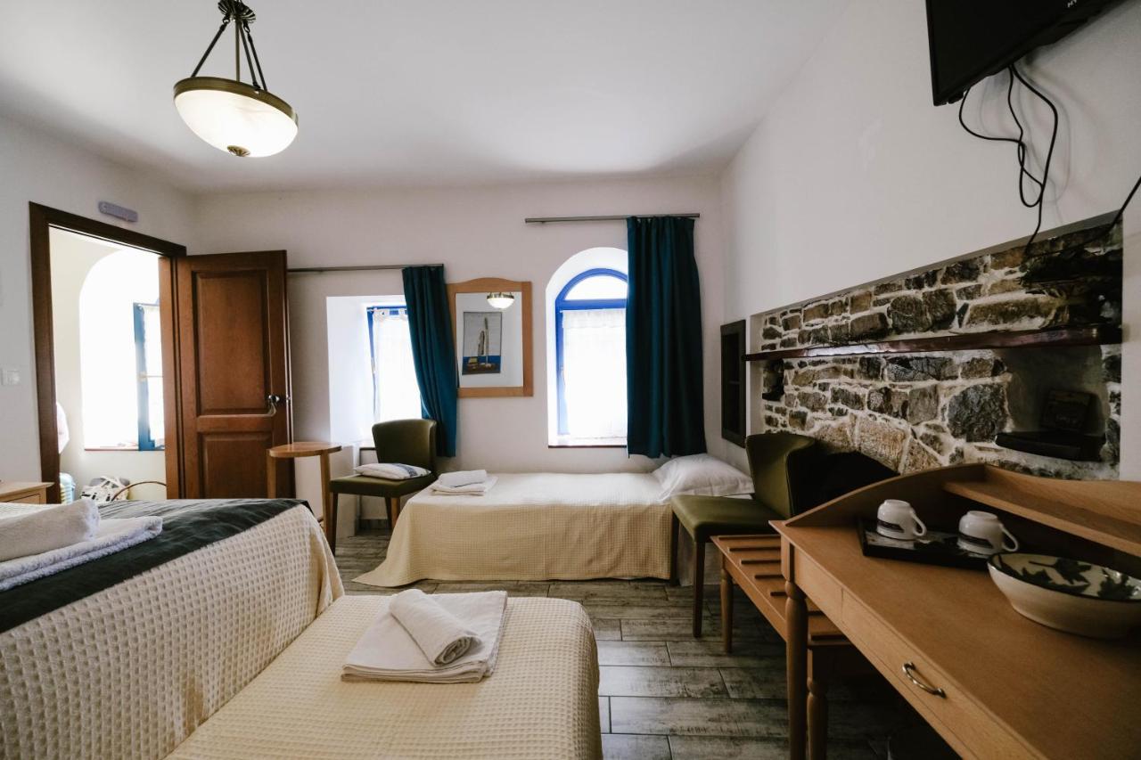 Fardi Residence Guesthouse Самотраки Екстериор снимка